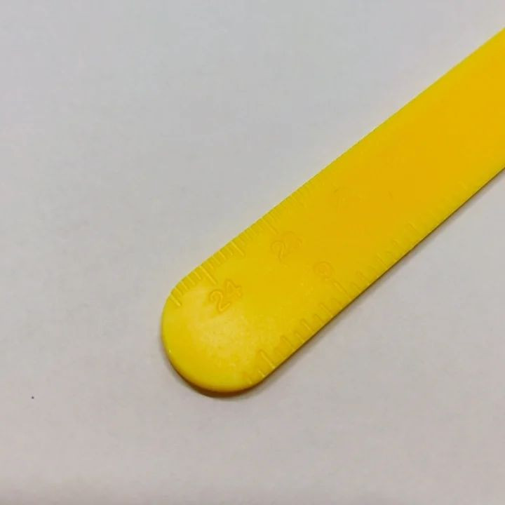 کاتر خط کش