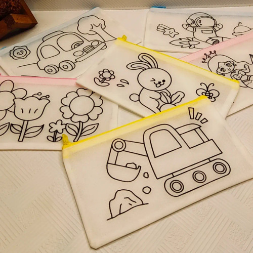 جامدادی پارچه ای طرح دار